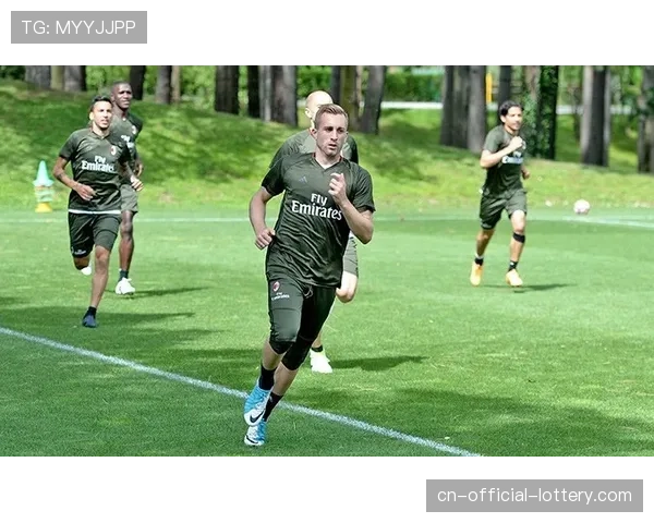 博洛尼亚公布对阵亚特兰大名单,齐尔克泽伤愈复出首发